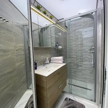 Apart72 - Modern And Cosy Апартаменты