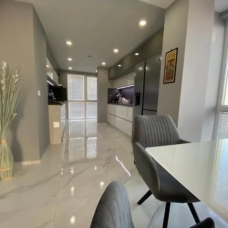 Apart72 - Modern And Cosy *