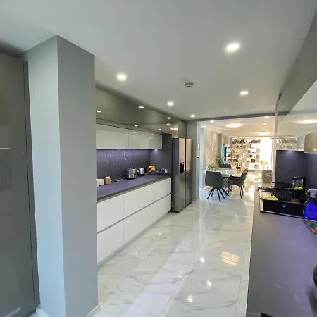 Apartment Apart72 - Modern And Cosy Varna