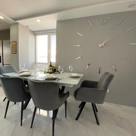 Apart72 - Modern And Cosy * Varna
